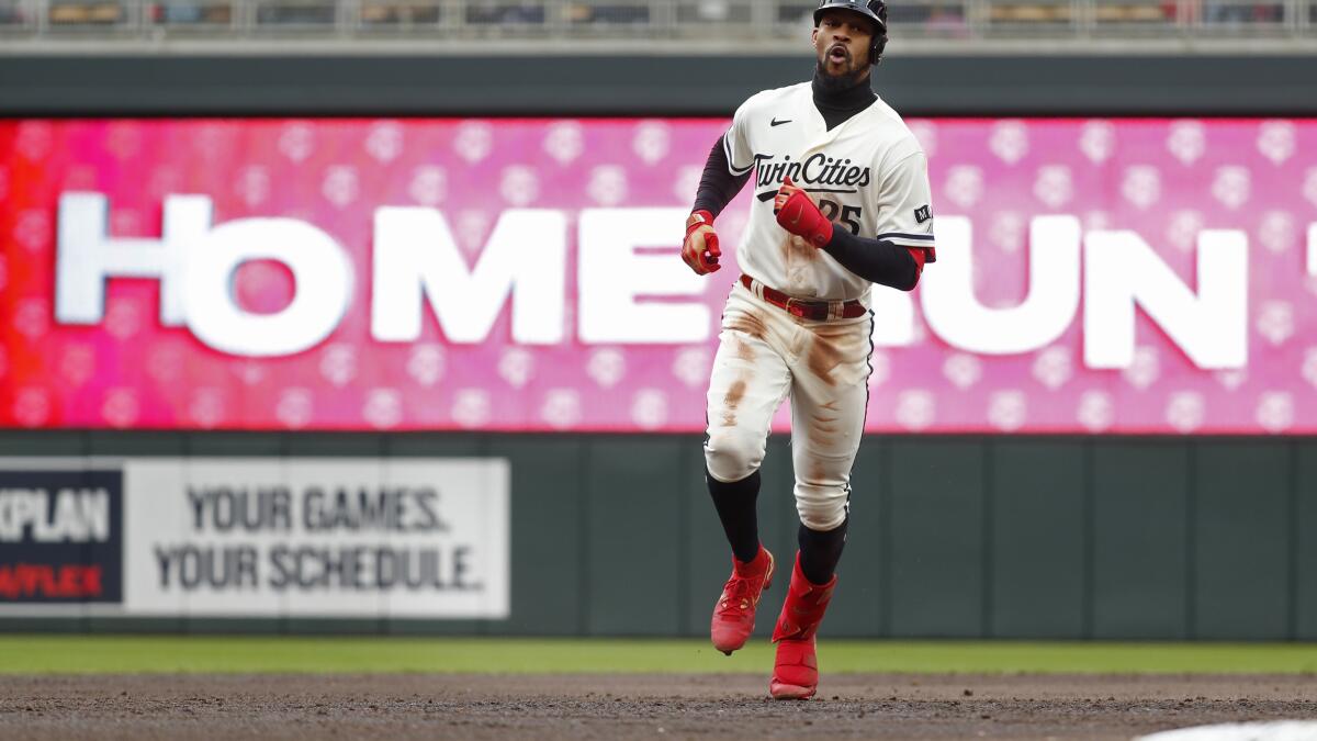 Altuve slugs way into MLB history as Astros down Rangers 8-4 - The San  Diego Union-Tribune