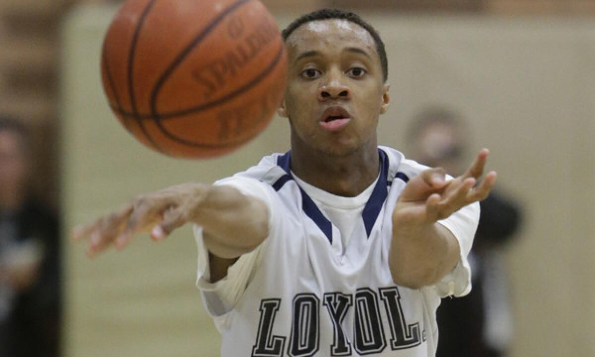 Parker Jackson-Cartwright and Loyola stay put at No. 4 in his week's high school boys' basketball rankings.