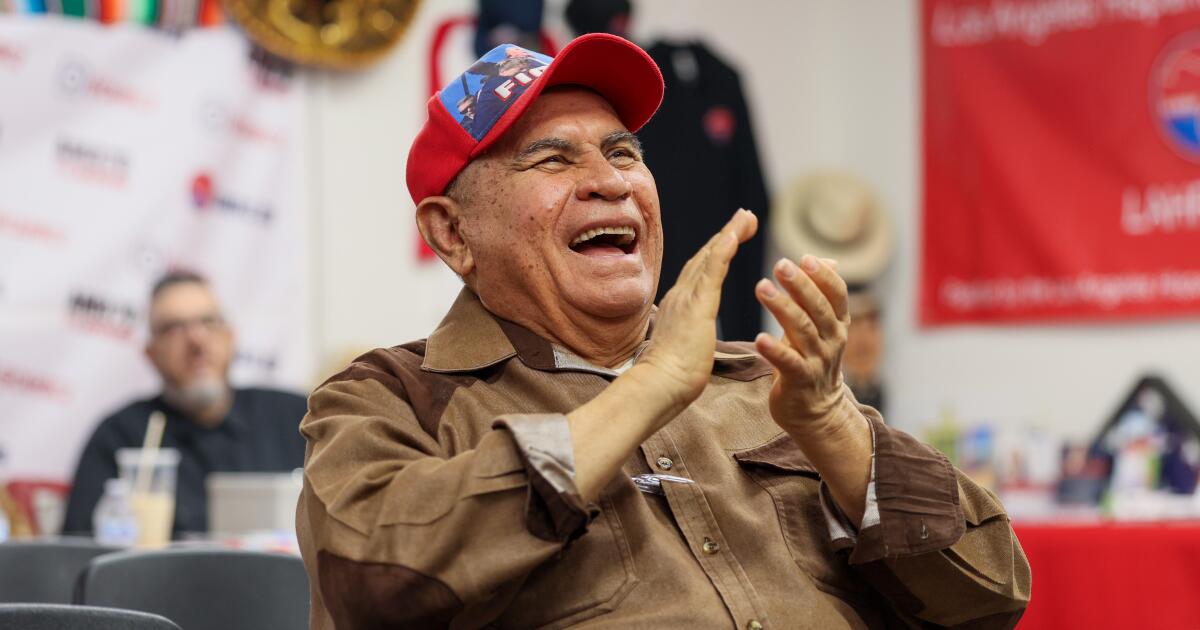 “Lindo”: Vendo o Estado da União de Trump com apoiadores latinos