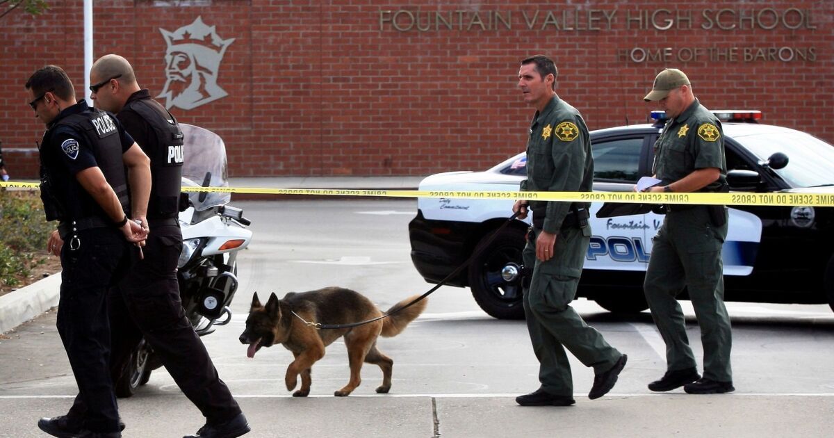 K-9 California Santa Barbara County Sheriff's Department Bomb Squad Officer & Do 