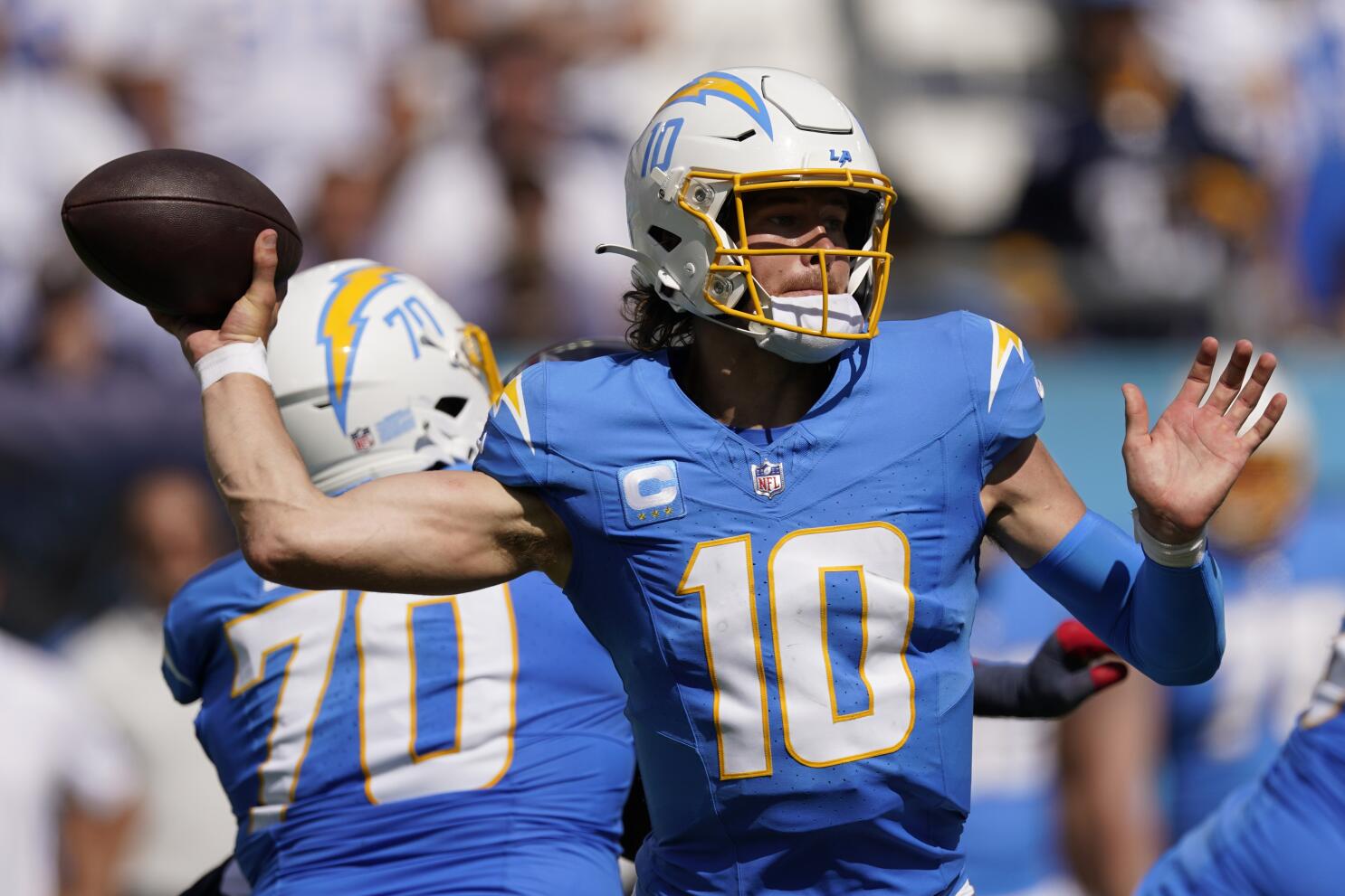 Defense lets down Chargers as Dolphins win season opener, 36-34 - Los  Angeles Times