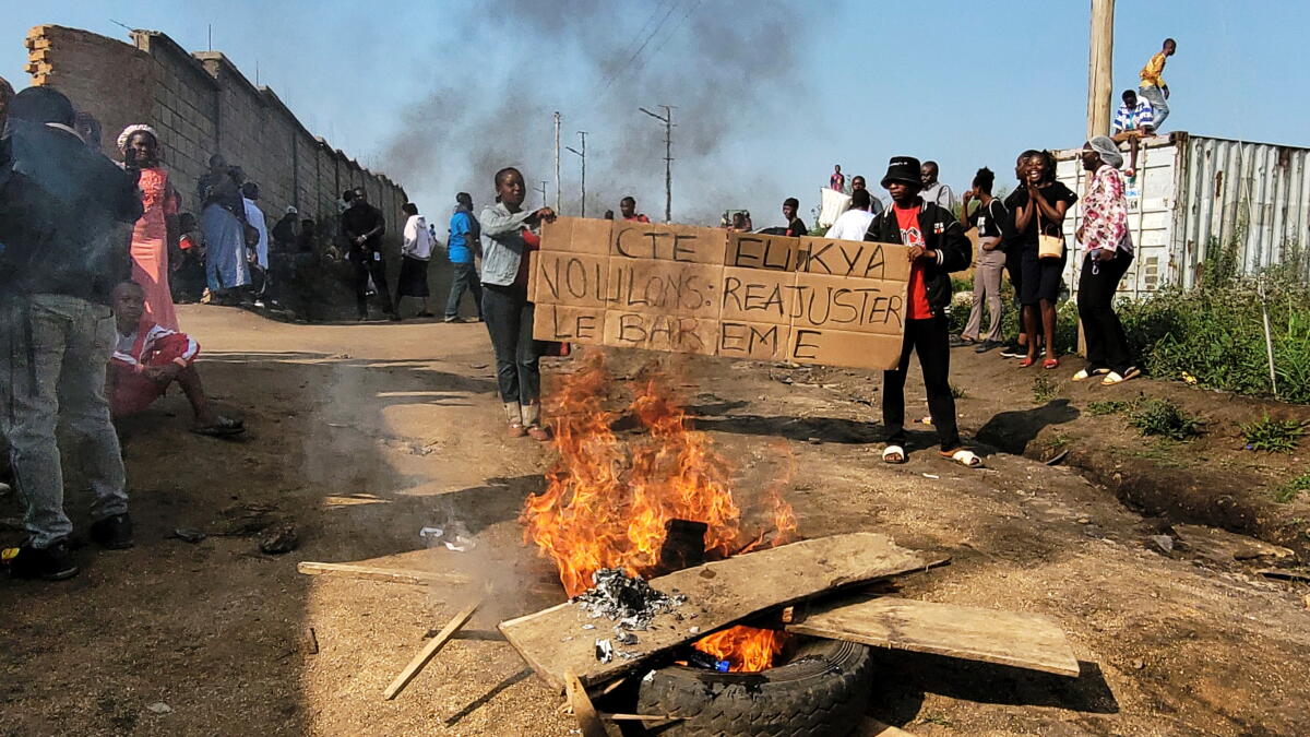 More health workers strike as Ebola cases in Congo near 3,000, including over 1,300 deaths