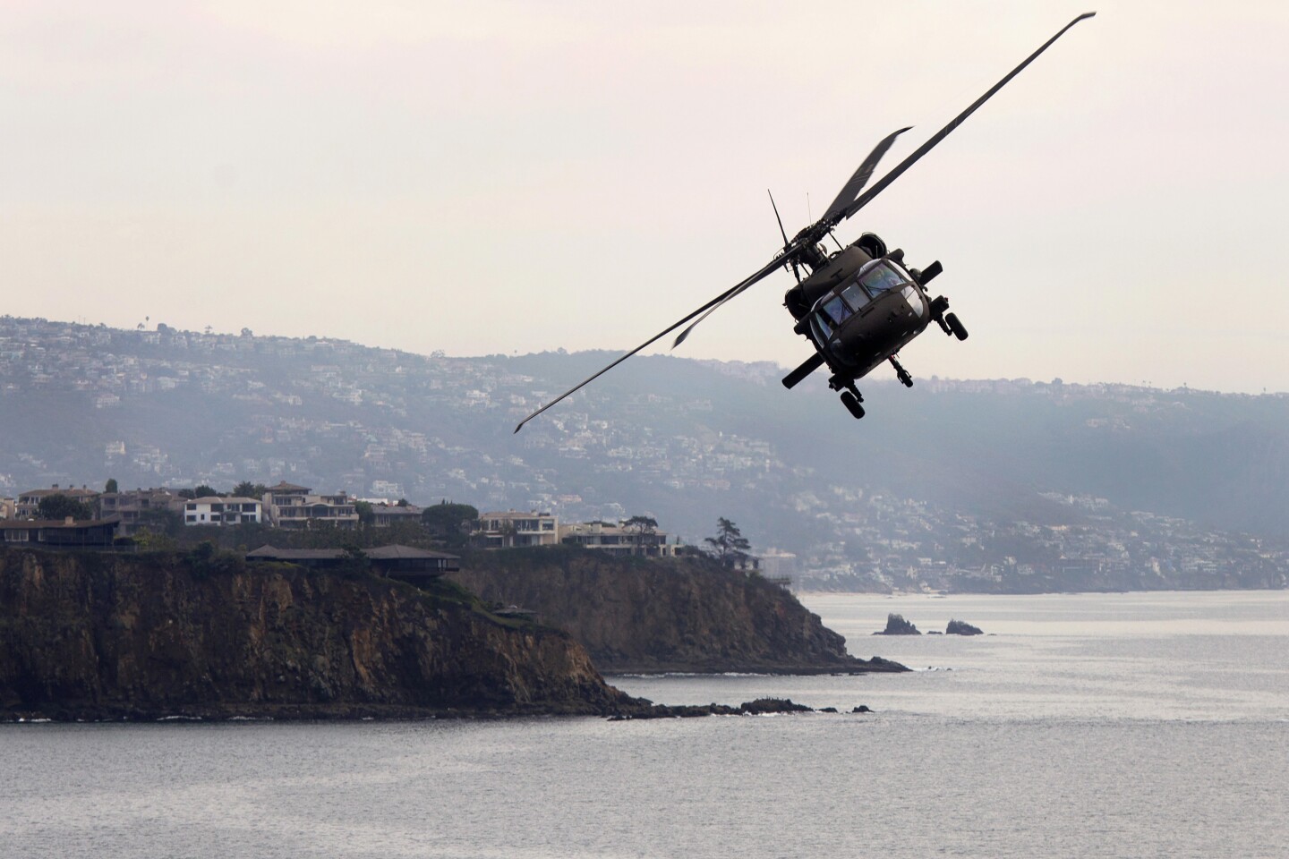 California National Guard thanks of 'citizen soldiers' with helicopter - Los Angeles