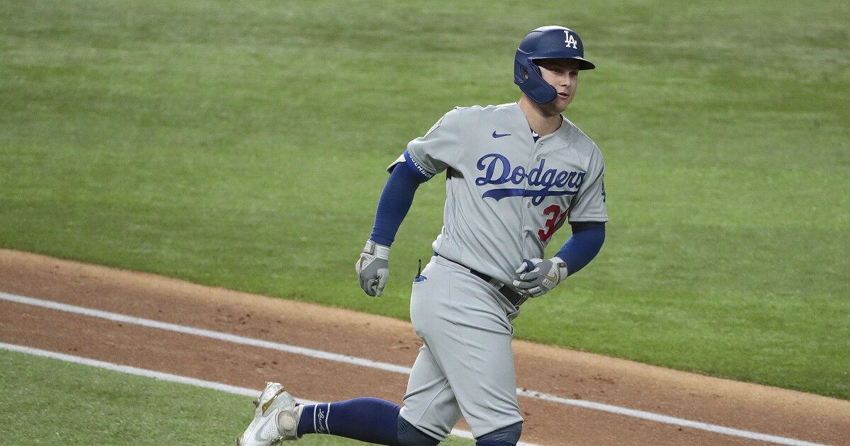 Joc Pederson leaves the Dodgers to sign with the Chicago Cubs