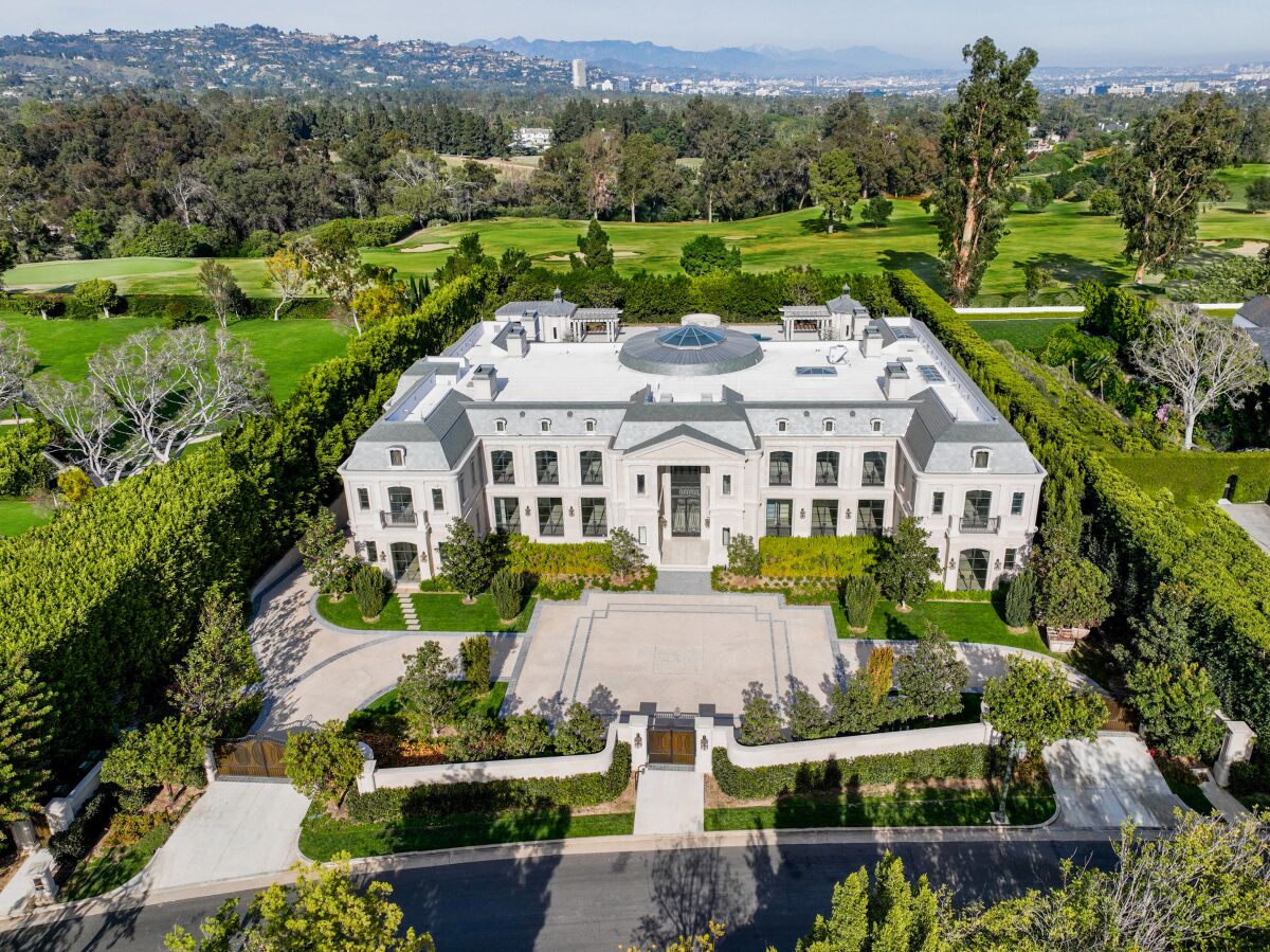 A photo of a Holmby Hills mansion.