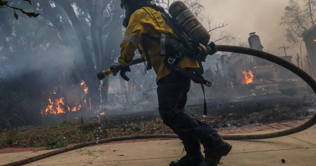 California fires reveal the limits of city water systems for firefighting California fires reveal the limits of city water systems for firefighting