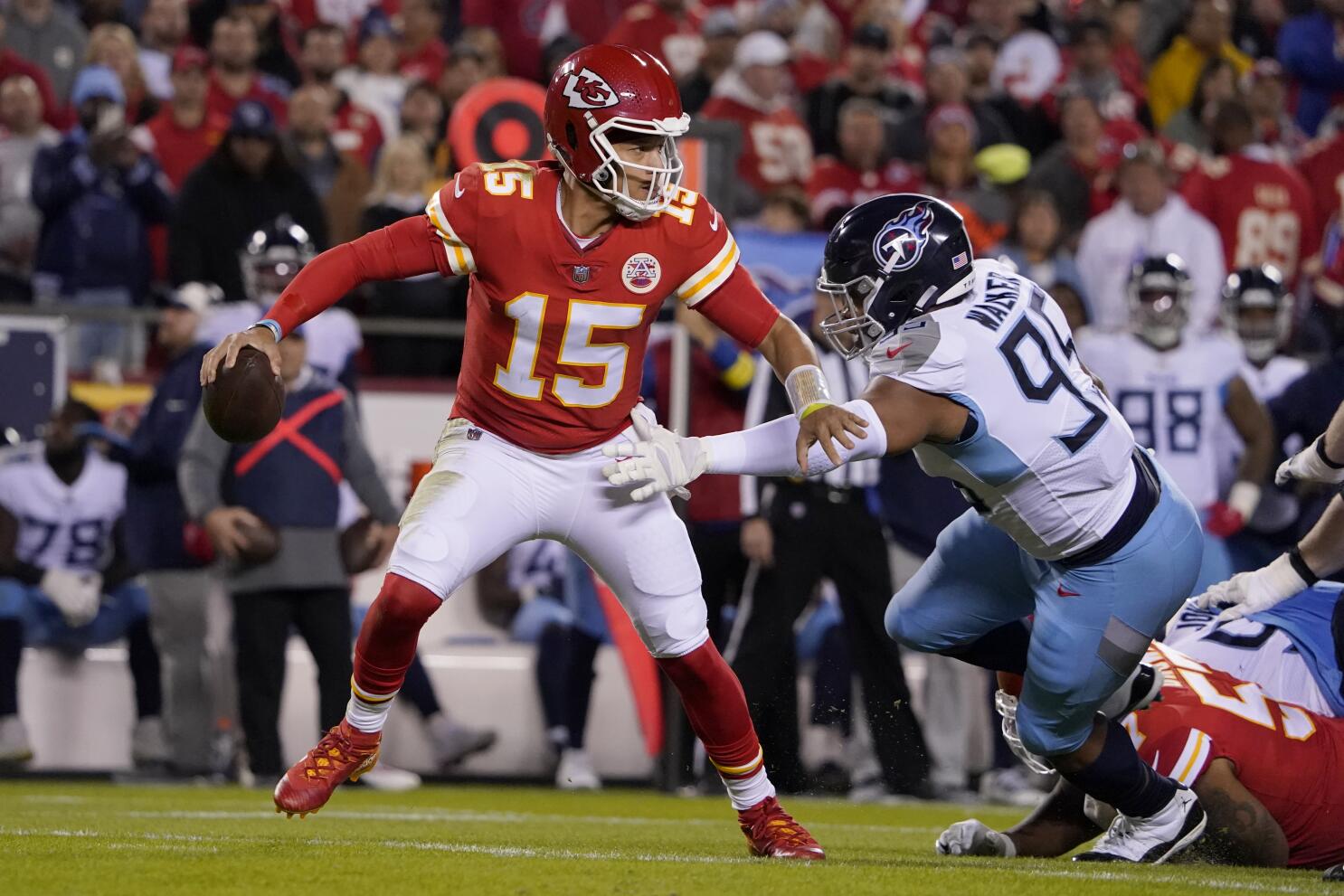 Stopping Titans RB Derrick Henry a goal for Chiefs - The San Diego  Union-Tribune