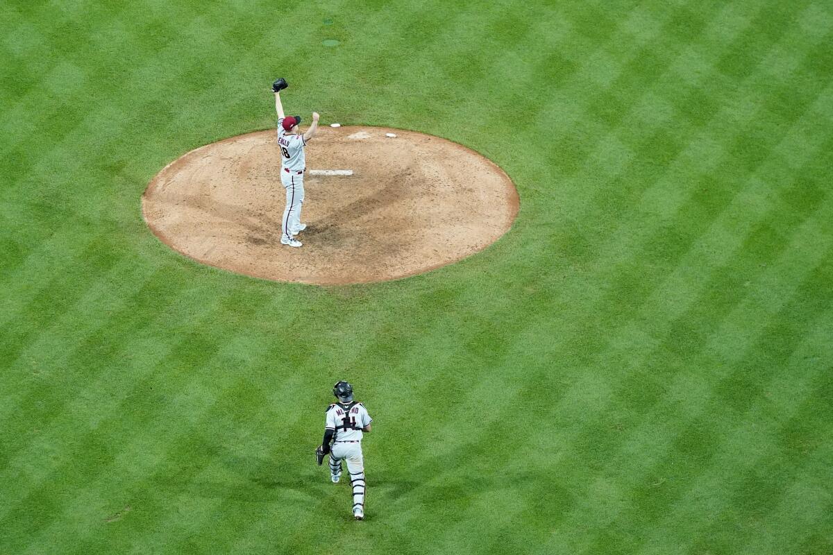 Arizona Diamondbacks relief pitcher P