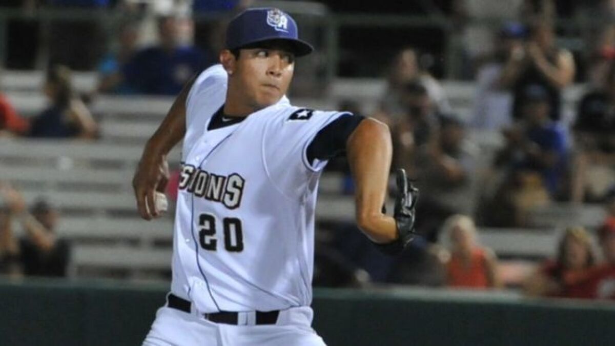 Talking with  Padres infielder Ha-Seong Kim (and translator Leo Bae,  too) - The San Diego Union-Tribune