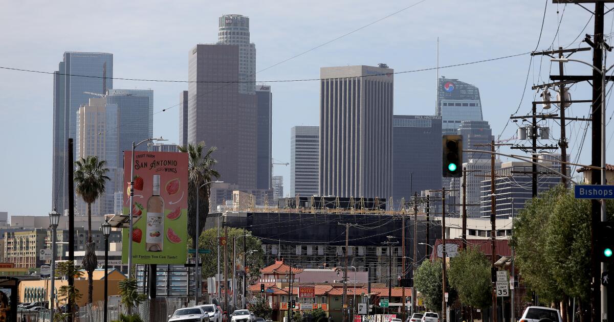 Commentary: Mayor does not have much to say about new Dodger Stadium gondola EIR