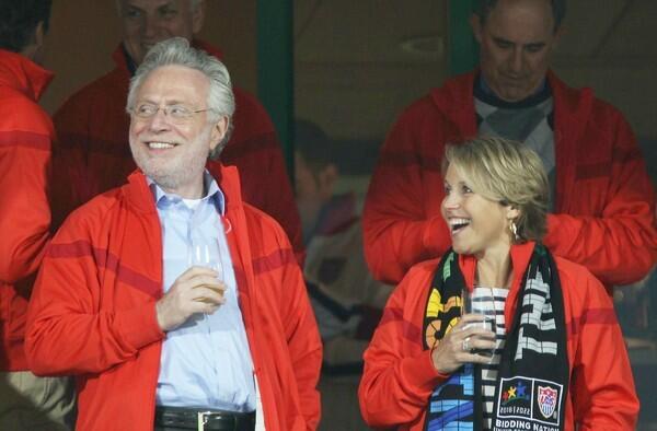 Wolf Blitzer and Katie Couric