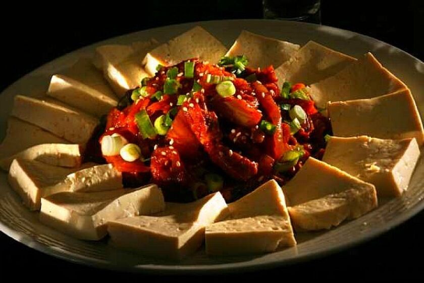Tofu with kimchi (Dubu kimchi)