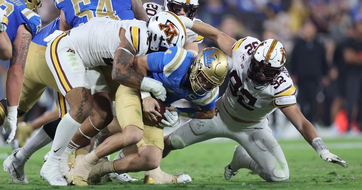 Minnesota's second-half comeback keeps UCLA winless in the Big Ten