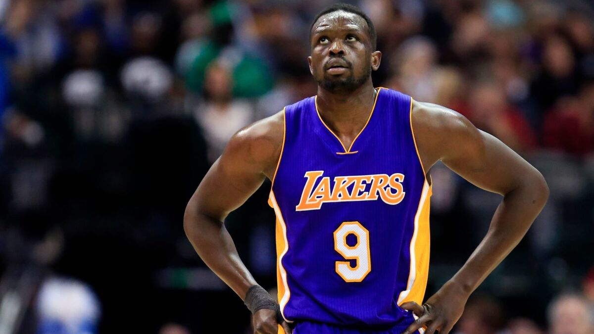 Luol Deng's 2017-18 season with the Lakers includes a season-opening start and no other appearances in a game.