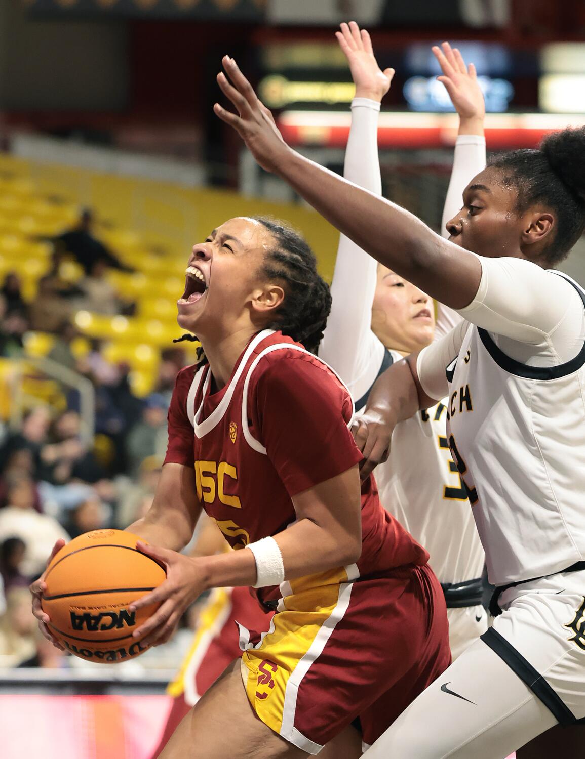 McKenzie Forbes scores 36 as No. 6 USC holds on to defeat Long Beach State