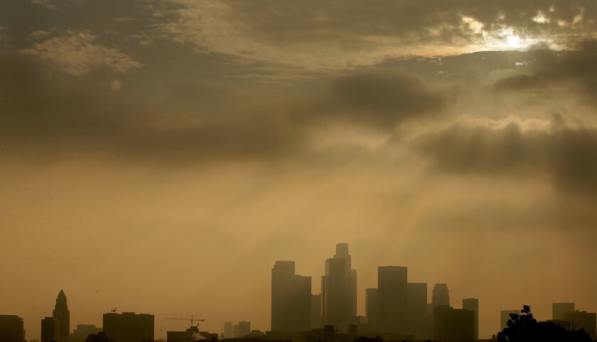 Los Angeles remains the nation's leader in harmful ozone pollution from car tailpipes emitting smog, according to an annual report card from the American Lung Association.