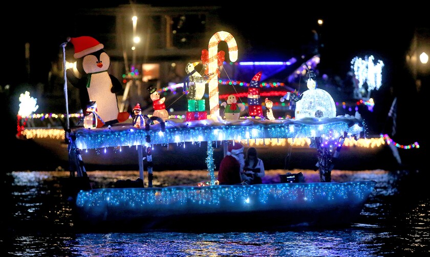 Newport Beach councilman wants to save the Christmas Boat Parade - Los