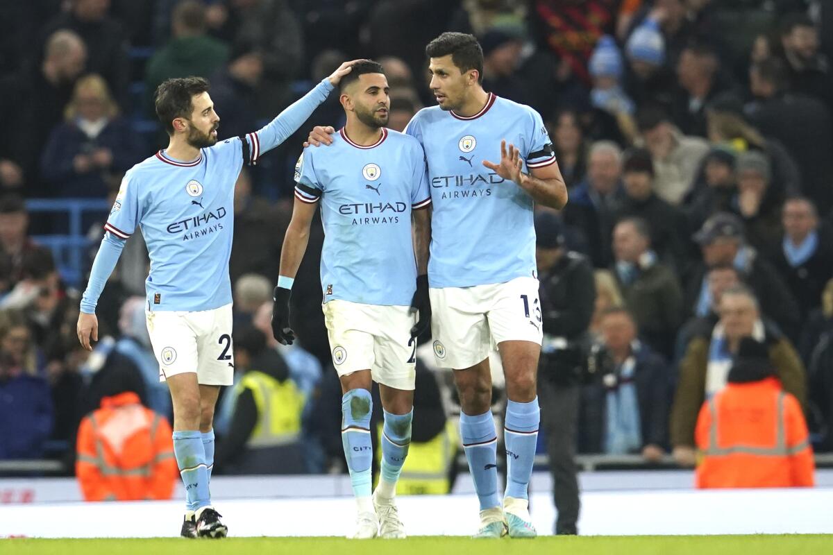 Premier League: Resurgent Manchester City top table after win over Arsenal