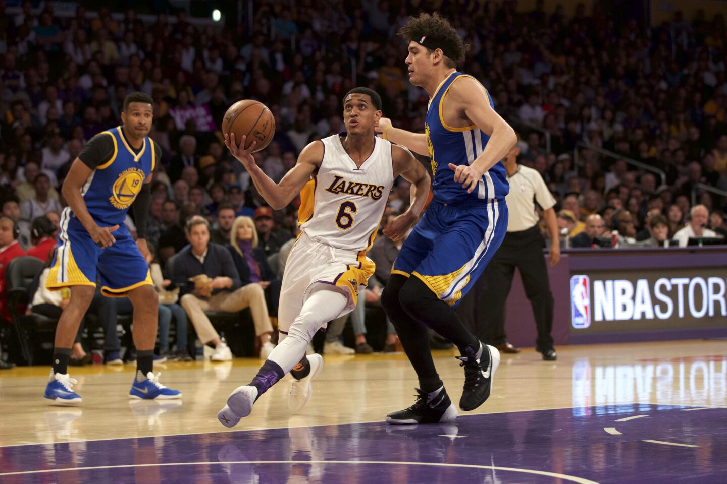 Lakers' Jordan Clarkson is OK with being outside the spotlight