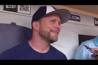 Andy Green discusses new Padres pitcher Kyle Lloyd