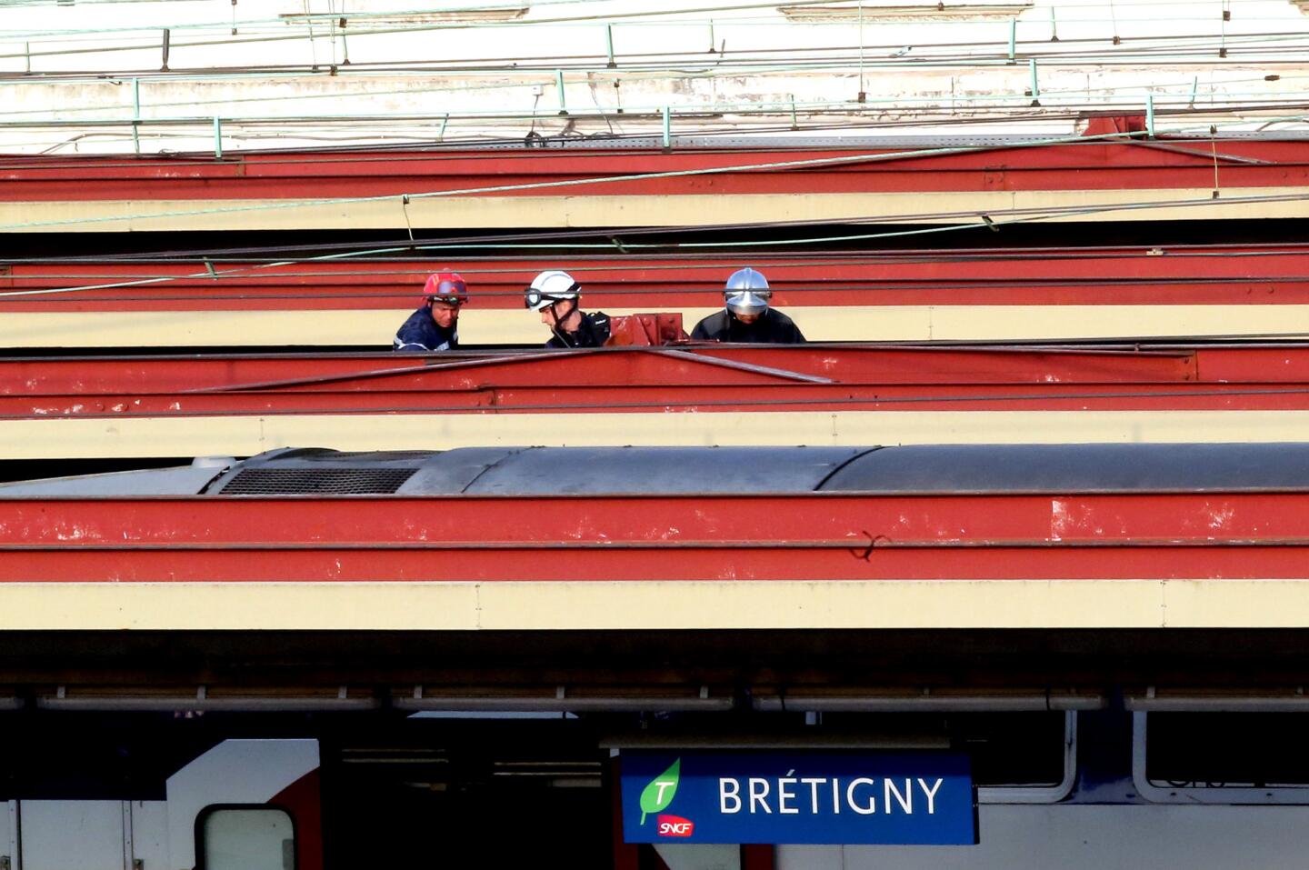 Train derails in France