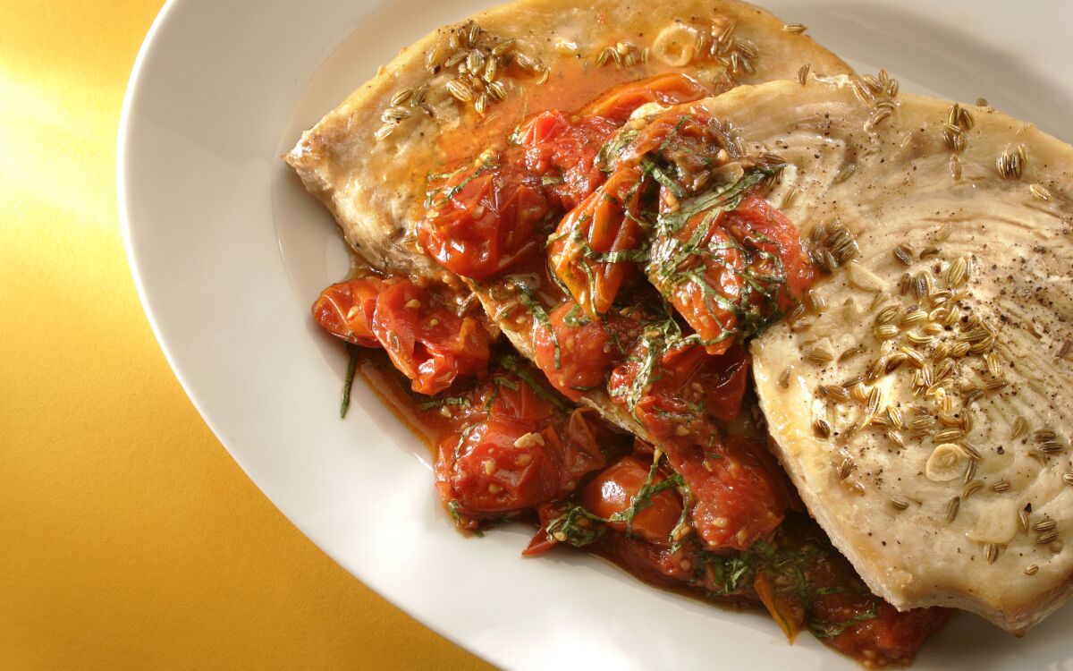 Swordfish with tomatoes and fennel