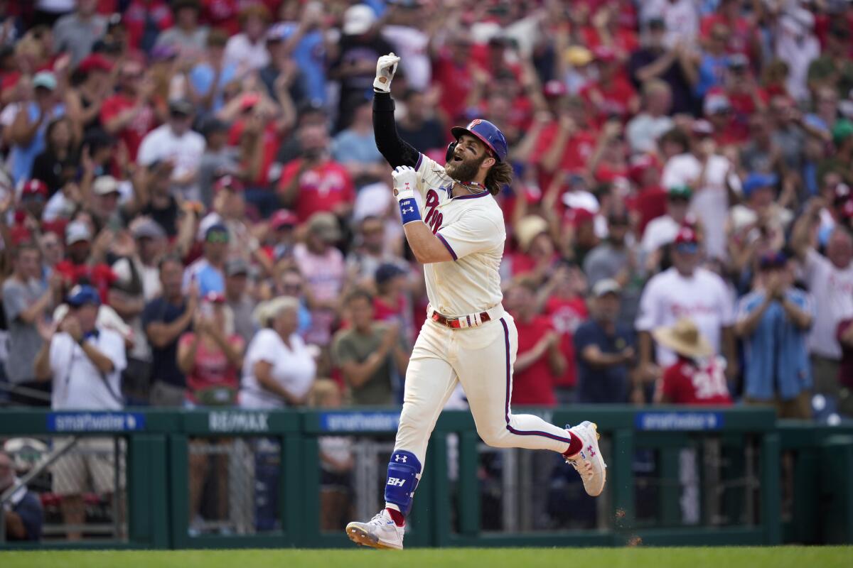 Bryce Harper hits 300th homer, going deep against the Los Angeles Angels'  Matt Moore - The San Diego Union-Tribune