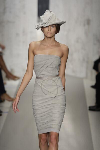 Donna Karan Spring / Summer 2010