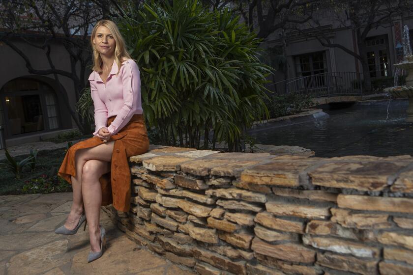 PASADENA, CA-JANUARY 13, 2020: Claire Danes, star of the Showtime series, “Homeland,” is photographed on the grounds of the Langham Huntington Hotel in Pasadena on January 13, 2020. (Mel Melcon/Los Angeles Times)