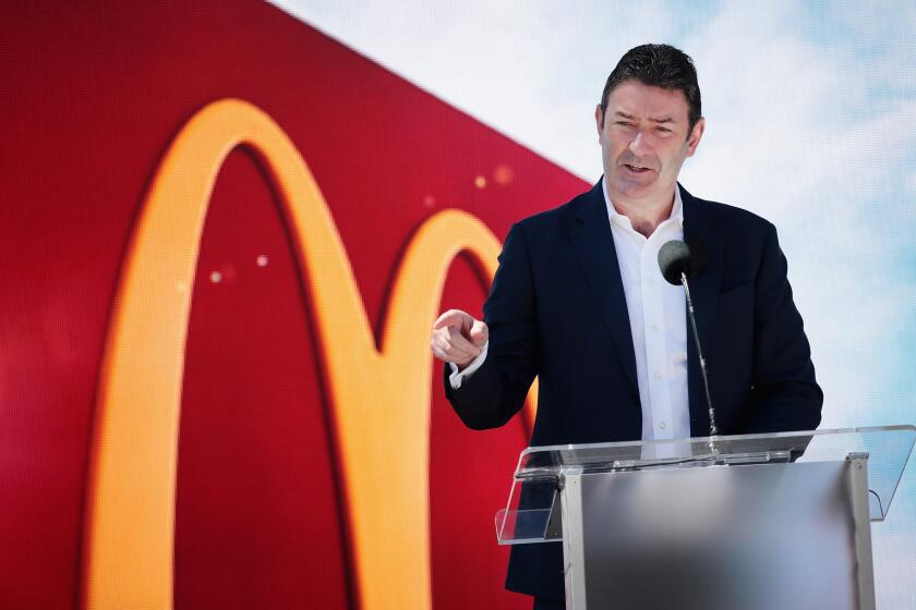 CHICAGO, IL - JUNE 04: McDonald's CEO Stephen Easterbrook unveils the company's new corporate headquarters during a grand opening ceremony on June 4, 2018 in Chicago, Illinois. The company headquarters is returning to the city, which it left in 1971, from suburban Oak Brook. Approximately 2,000 people will work from the building. (Photo by Scott Olson/Getty Images)