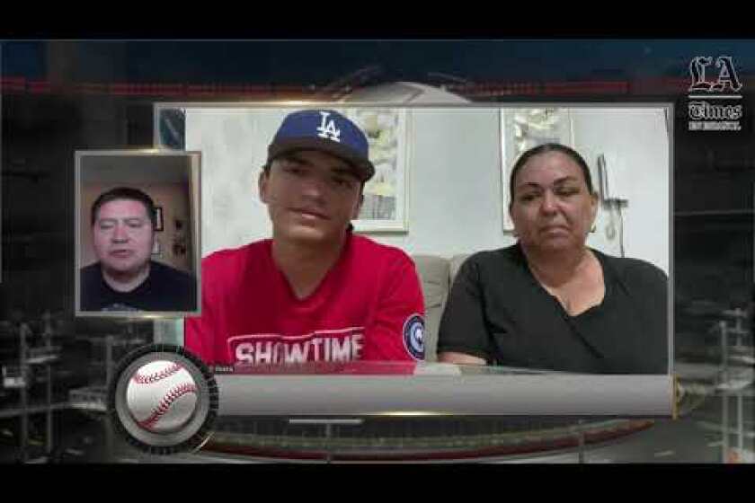 Ezequiel Rivera, pelotero de 14 años que se hizo viral por firmar con Dodgers