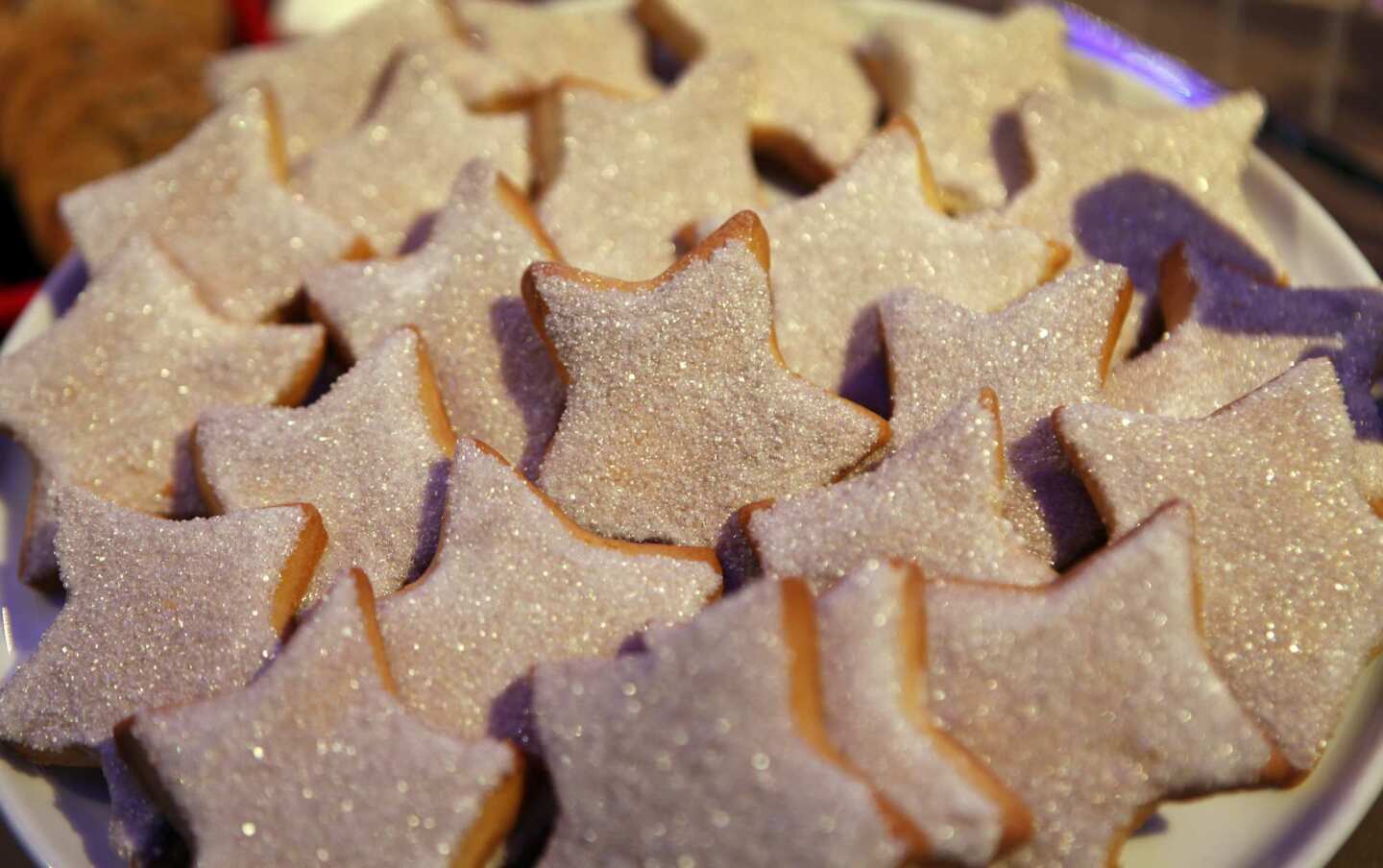 Star shortbread with silver sugar kept to the Hollywood theme.