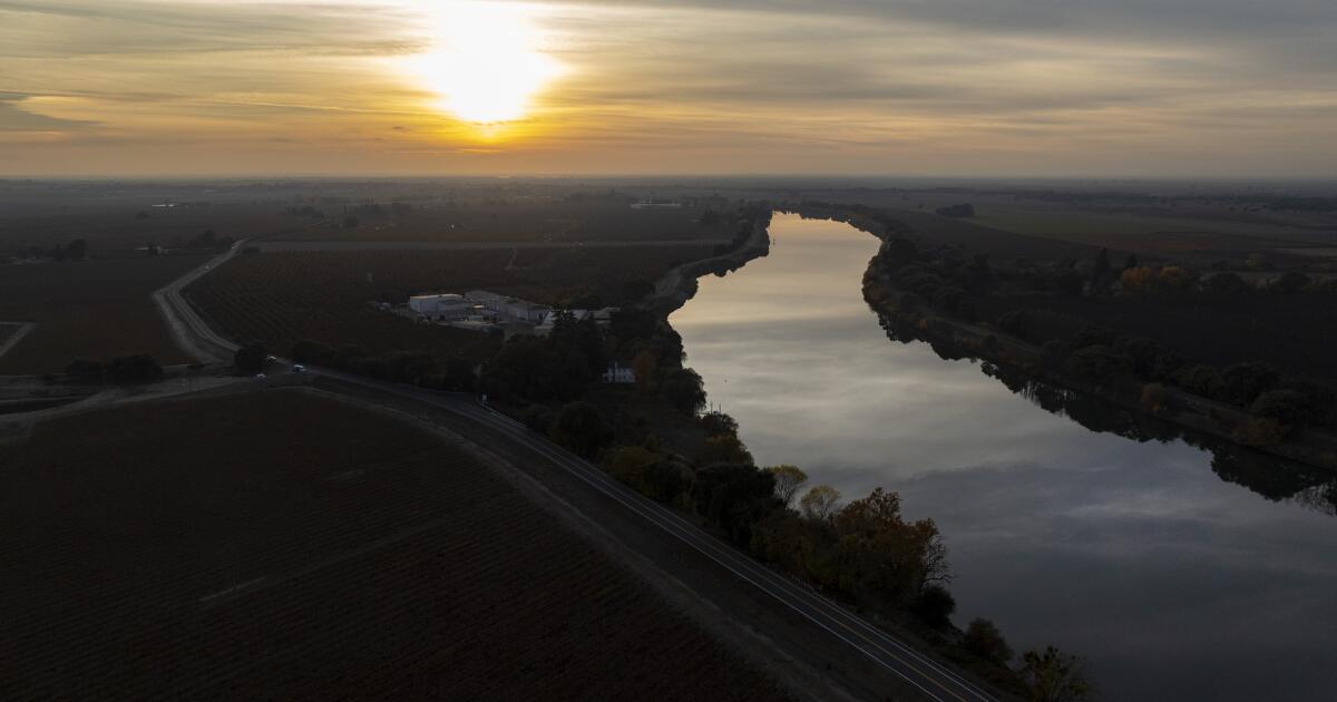 Newsom administration unveils new $20-billion cost estimate for delta water tunnel