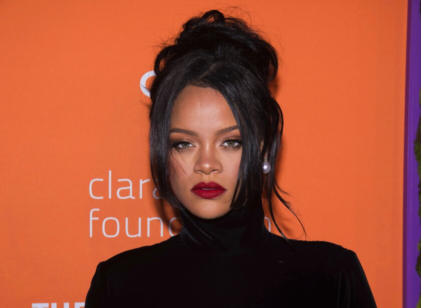 Rihanna Donates 2 1 Million To L A Domestic Violence Grant Los Angeles Times