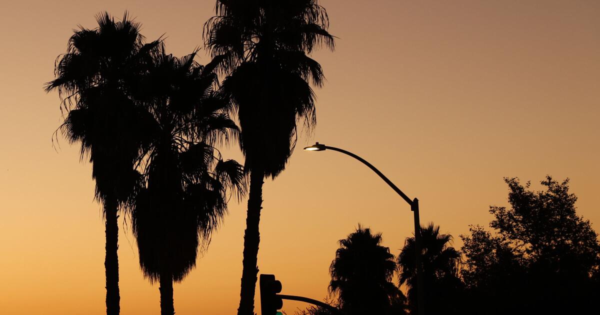 Heat wave breaks records in Southern California. When will it ease?