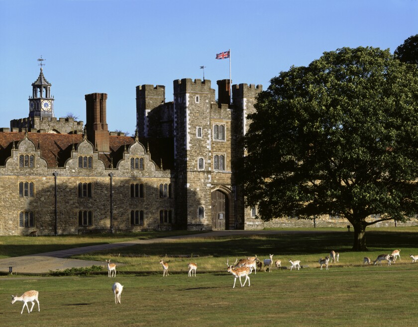The stately home Knole, with 365 rooms, was modeled after European palaces and recently finished a multiyear restoration.