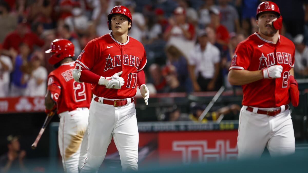 Angels news: Mike Trout placed on paternity list - Halos Heaven