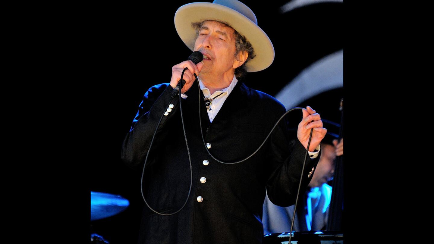'Nobel Laureate' Bob Dylan