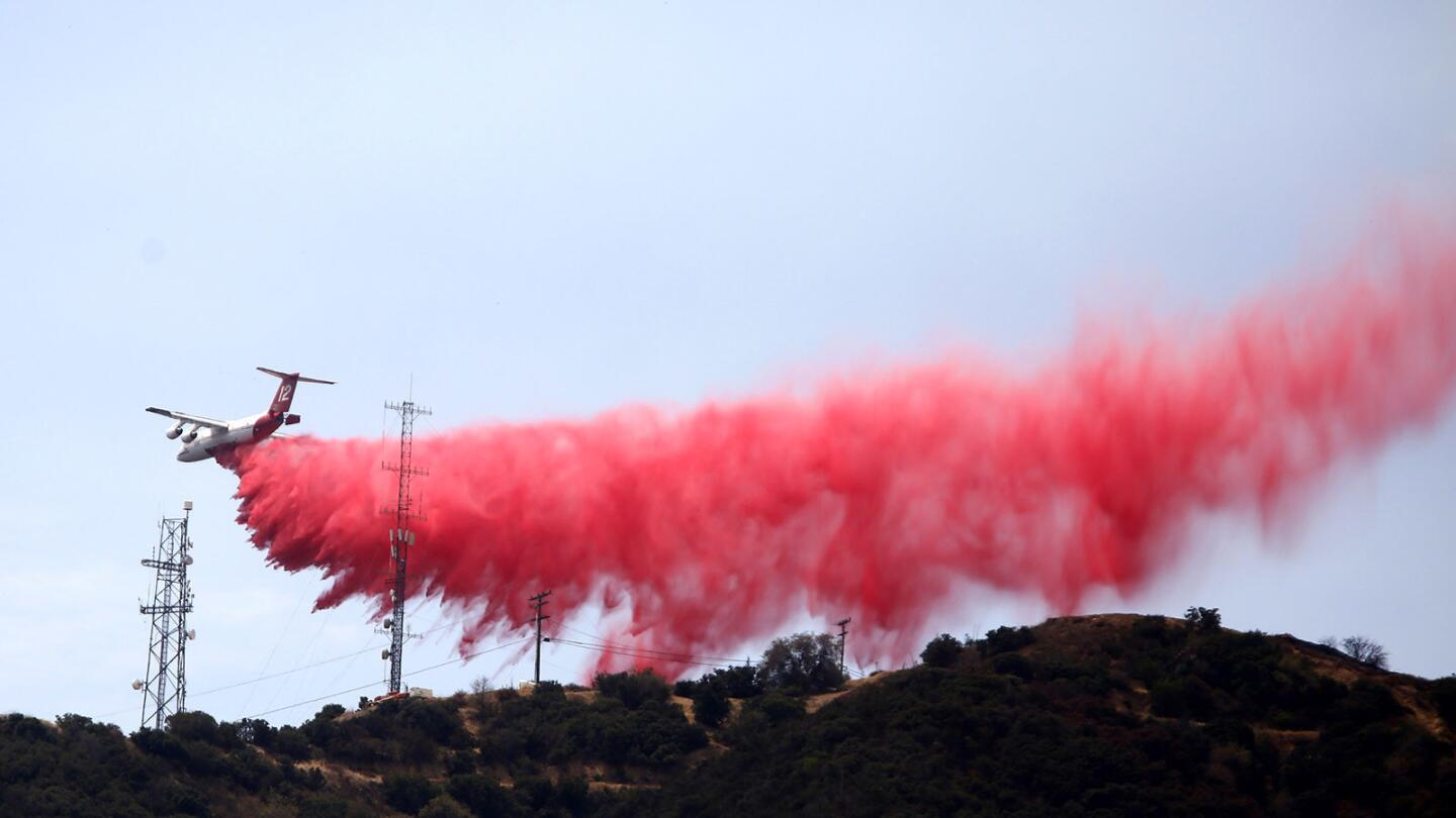 Photo Gallery: La Tuna Fire rages on above Burbank and Glendale in the Verdugo Hills on day 2