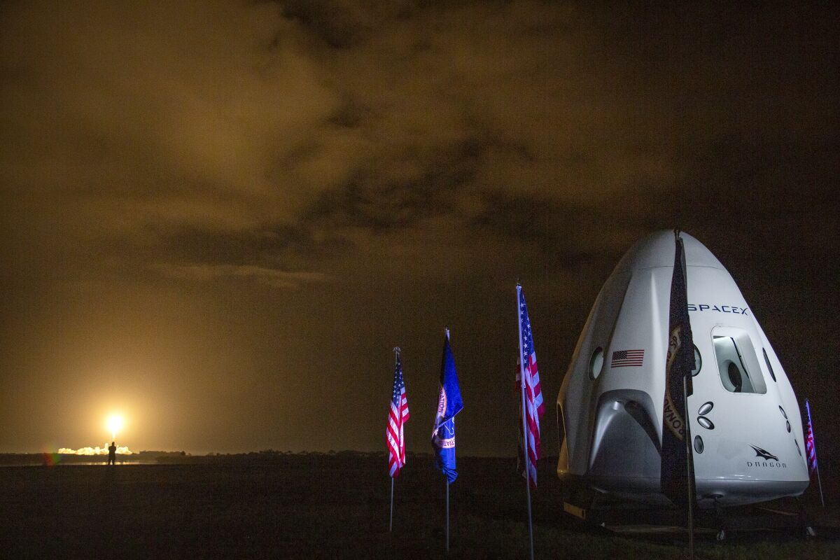 Una cápsula de carga de SpaceX empezará el viernes su retorno desde la EEI