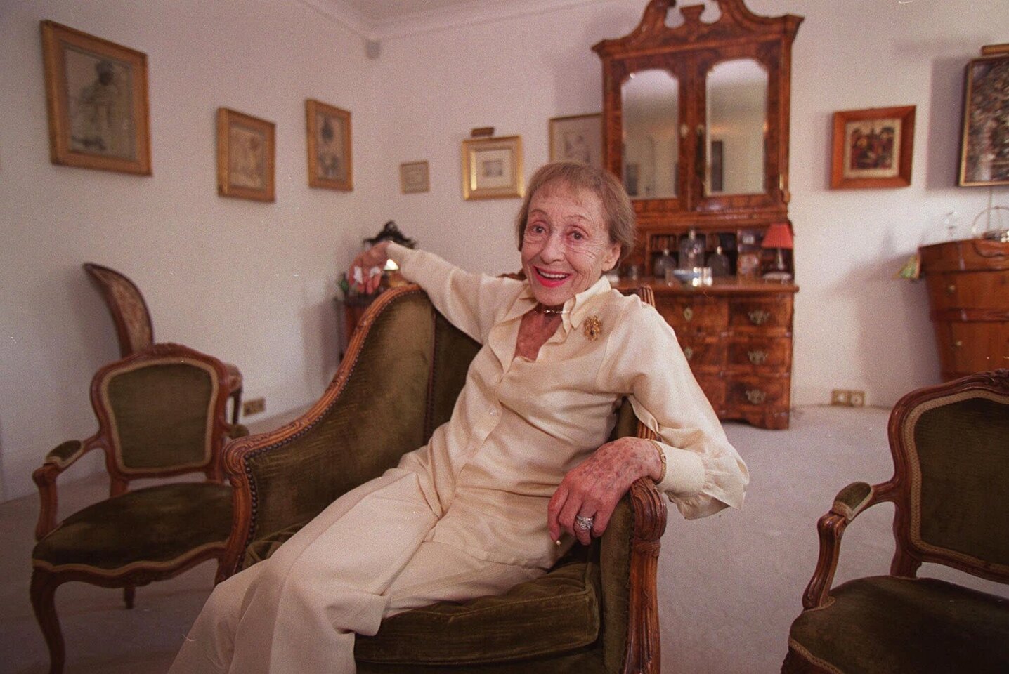 Rainer poses in her central London apartment on July 29, 1999. She died on Dec. 30, 2014.