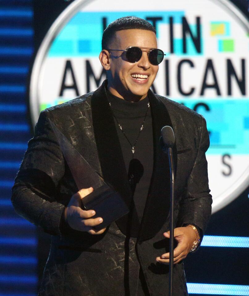 2018 Latin American Music Awards - Show