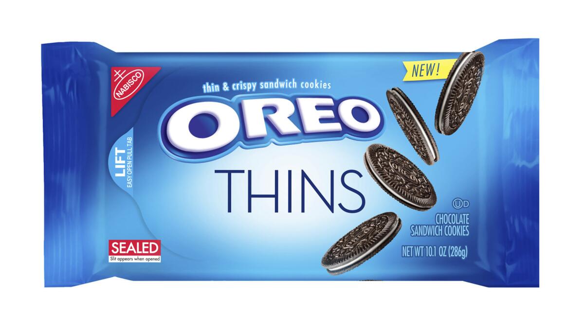 Esta imagen suministrada por Mondelez muestra las nuevas "Oreo Thins" que serán más delgadas que las regulares. (Mondelez via AP)