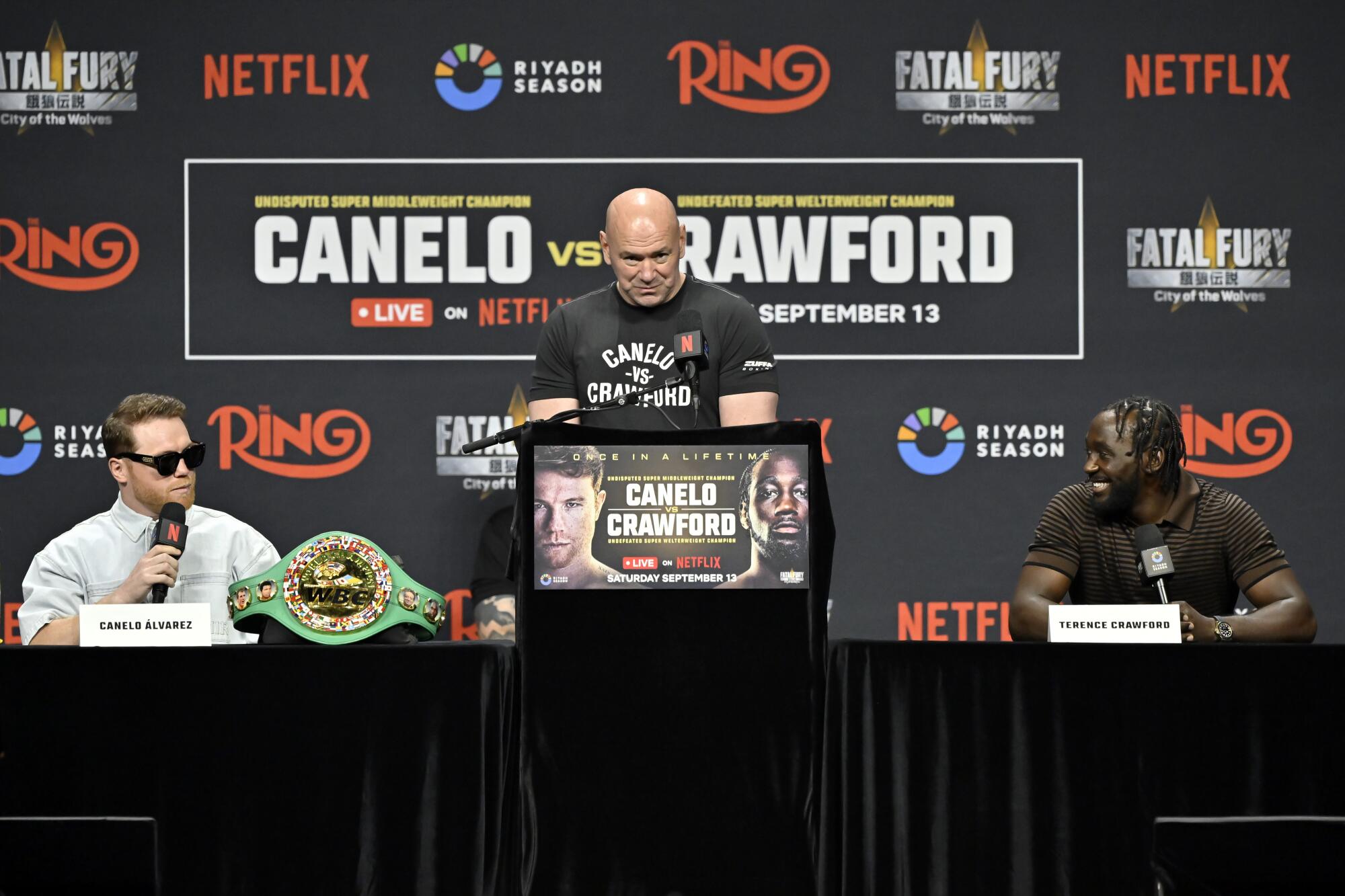 Canelo Klvraz ، الرئيس التنفيذي لشركة UFC Dan Bayn Bayn Bayn Bayn Bayn Bayn Bayn Bayn Bayn Bayn Bayn Bayn Bayn Bayn Bayn Bayn Bayn Bayn Bayn.