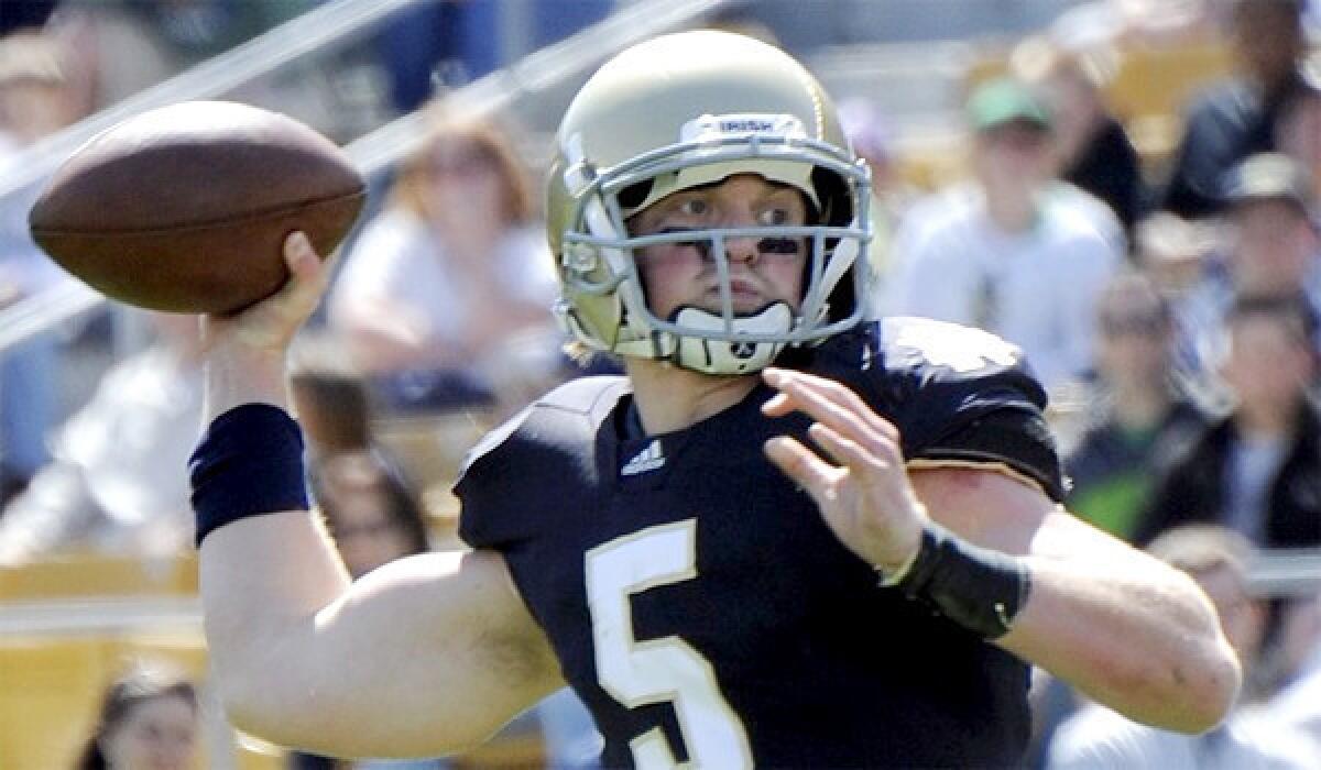 Quarterback Gunner Kiel, who found himself behind Everett Golson on the Notre Dame depth chart, will reportedly take his chances and transfer to Cincinnati where he'll compete for the starting position.