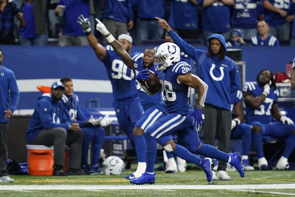 Indianapolis Colts' Jonathan Taylor runs for a touchdown.