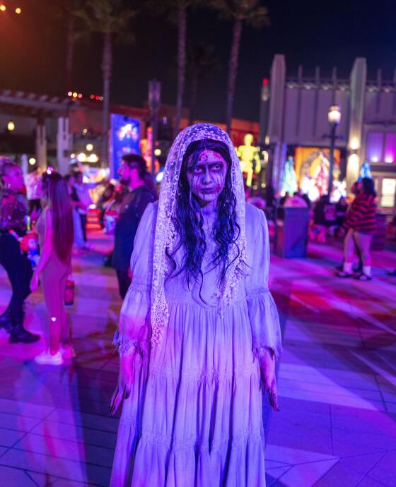 LOS ANGELES,CA- La llorona during opening night at Universal Studios Horror nights