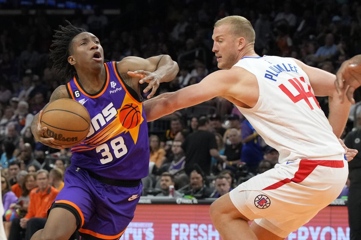 LOS ANGELES, CA - MARCH 23: LA Clippers guard Bones Hyland (5