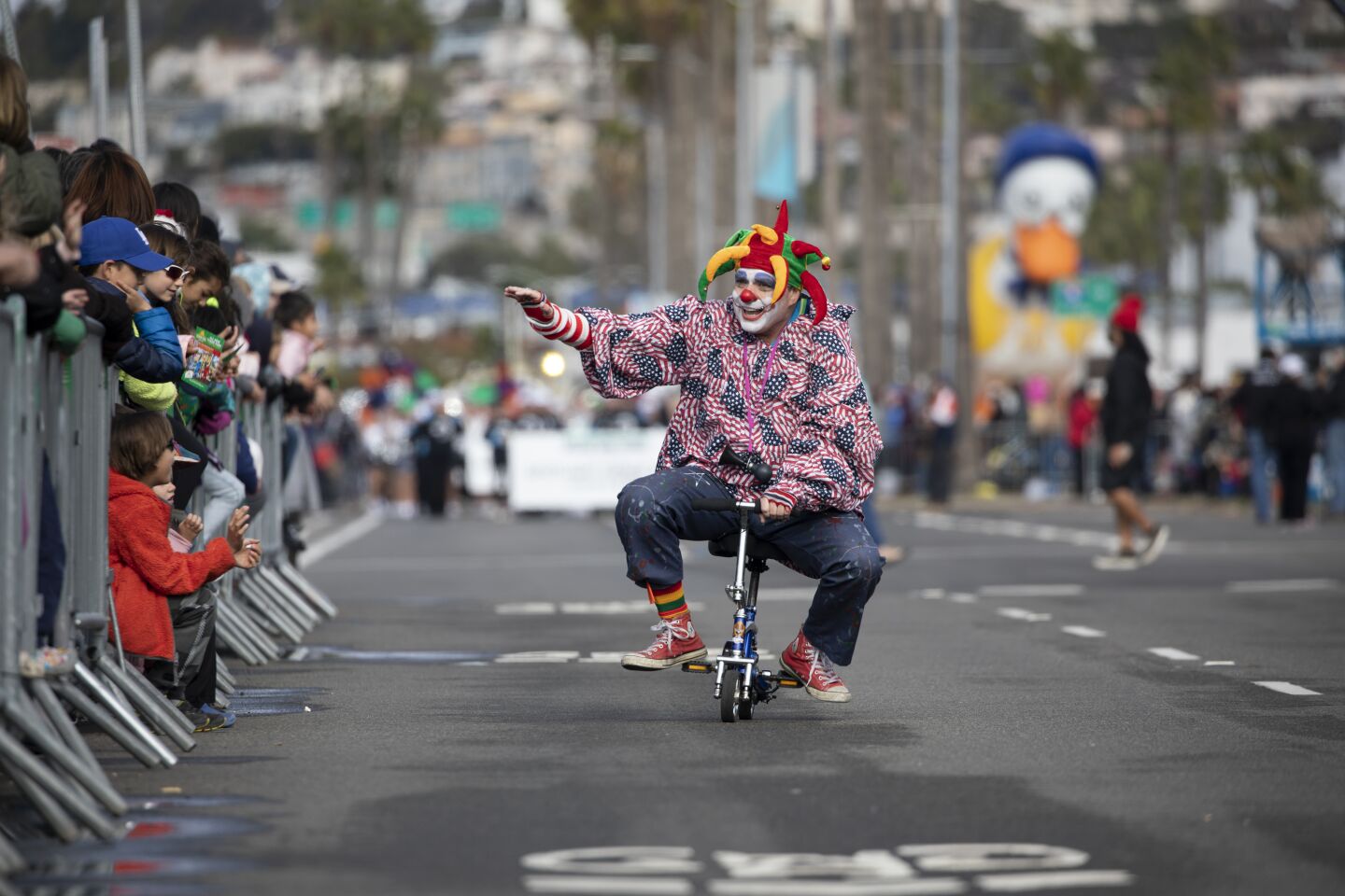 The Holiday Bowl Parade Rolls On The San Diego UnionTribune