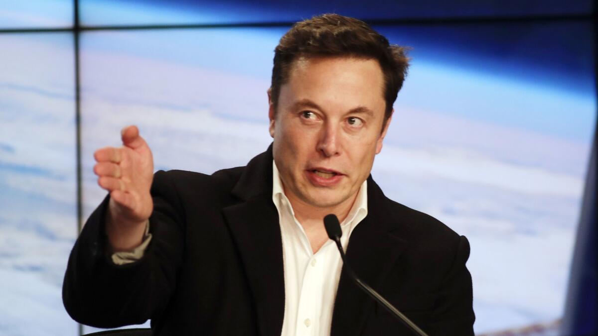 SpaceX Chief Executive Elon Musk has refiled a security form that requires a federal contractor seeking a clearance to acknowledge illegal drug use, a U.S. official said.
